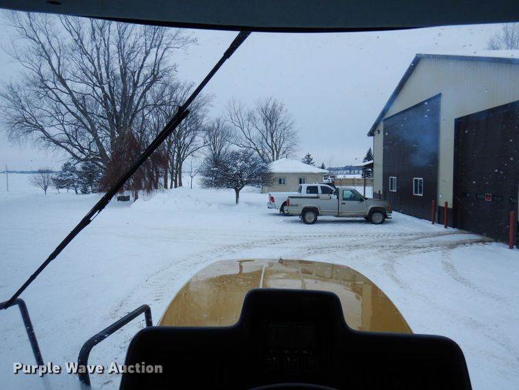 image for item AF9335 1996 Caterpillar Challenger 75C  tractor