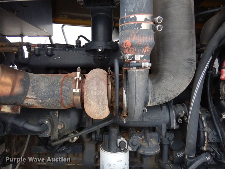 image for item AF9335 1996 Caterpillar Challenger 75C  tractor