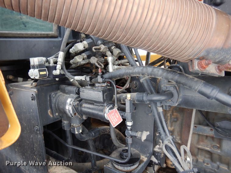 image for item AF9335 1996 Caterpillar Challenger 75C  tractor