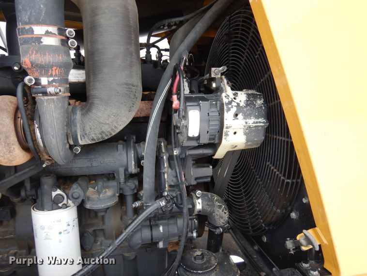 image for item AF9335 1996 Caterpillar Challenger 75C  tractor