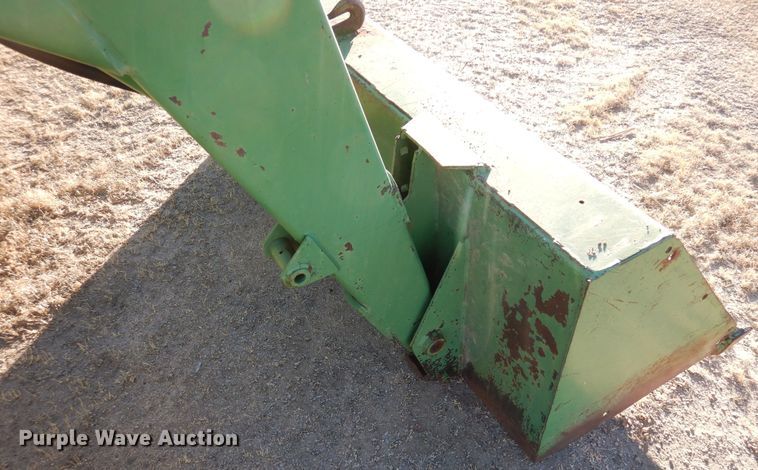 image for item DF8283 1962 John Deere 2010  tractor