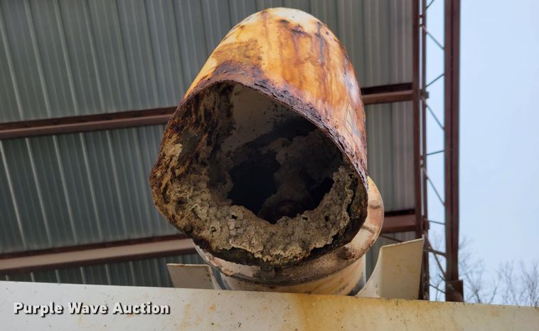 image for item DM8164 1990 Freightliner FLD  fertilizer delivery truck