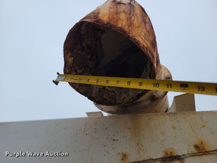 image for item DM8164 1990 Freightliner FLD  fertilizer delivery truck