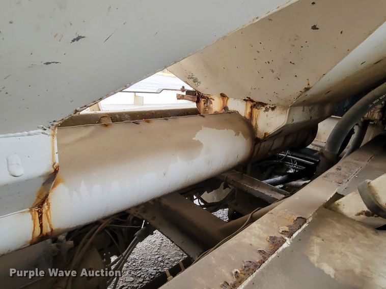 image for item DM8164 1990 Freightliner FLD  fertilizer delivery truck