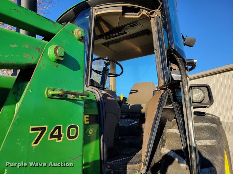 image for item DM8175 1990 John Deere 4055  tractor