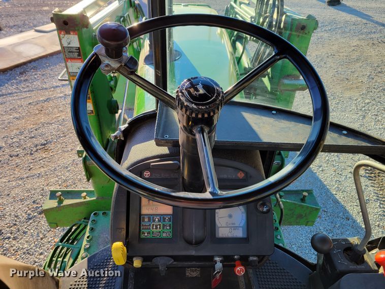 image for item DM8175 1990 John Deere 4055  tractor