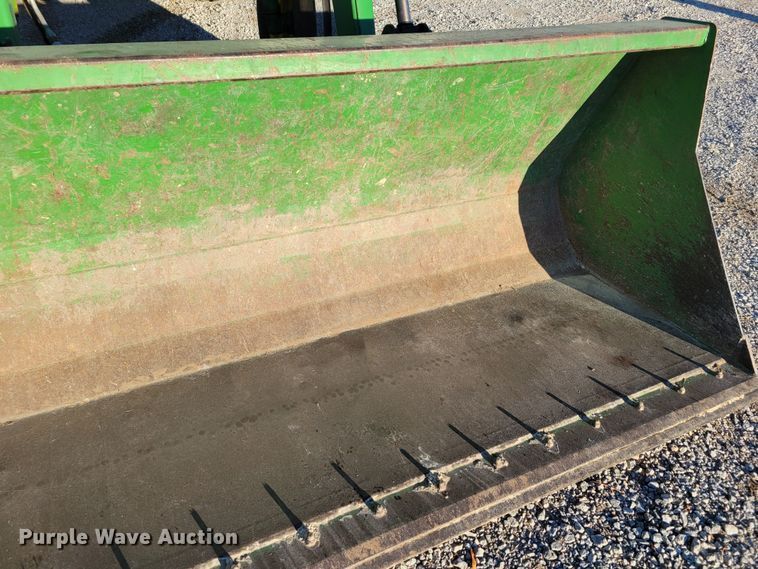 image for item DM8175 1990 John Deere 4055  tractor