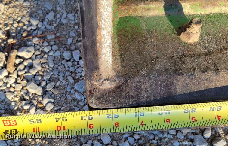 image for item DM8175 1990 John Deere 4055  tractor