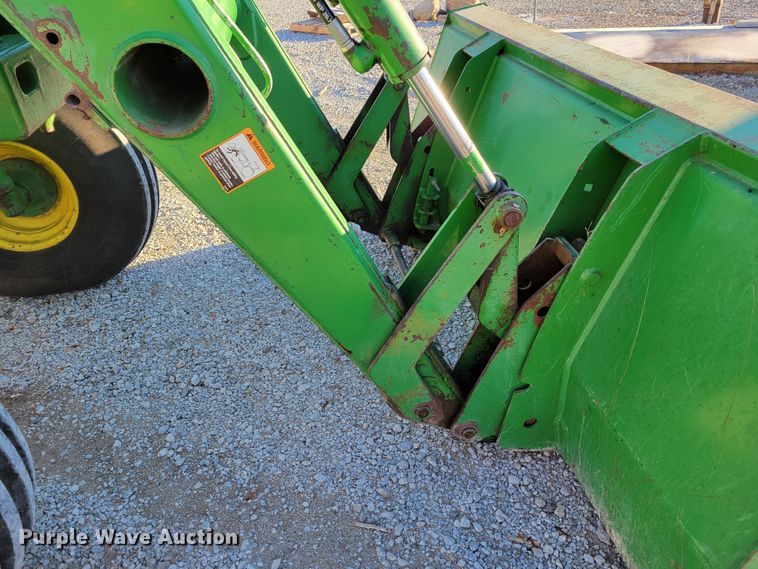 image for item DM8175 1990 John Deere 4055  tractor