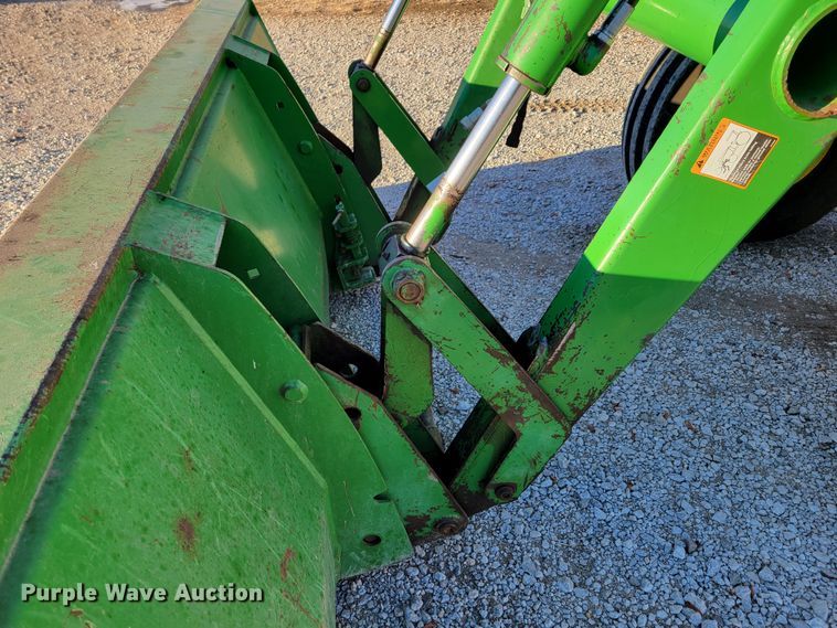 image for item DM8175 1990 John Deere 4055  tractor