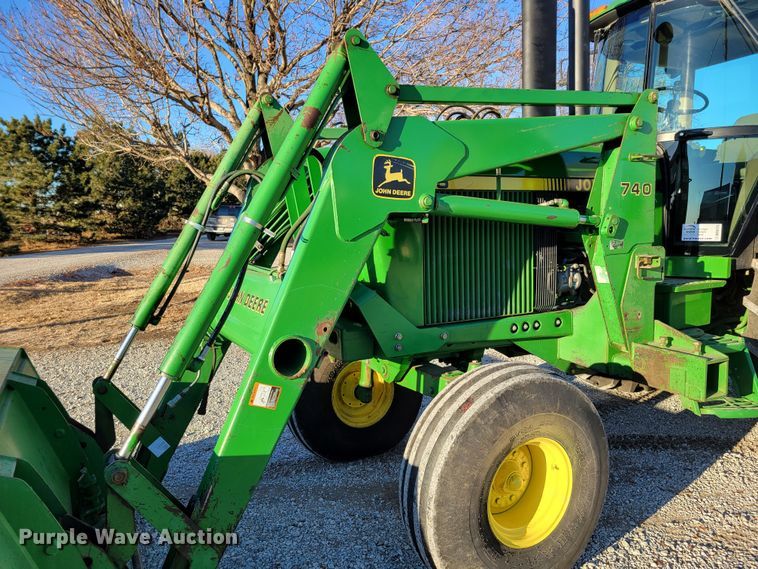 image for item DM8175 1990 John Deere 4055  tractor