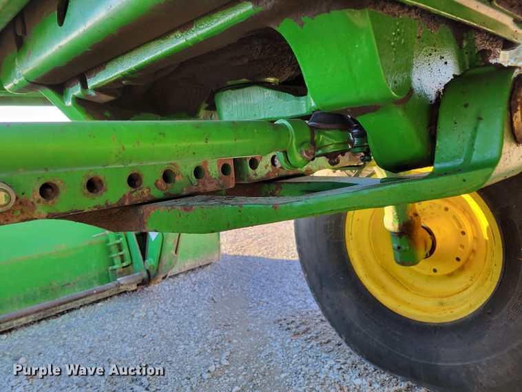 image for item DM8175 1990 John Deere 4055  tractor