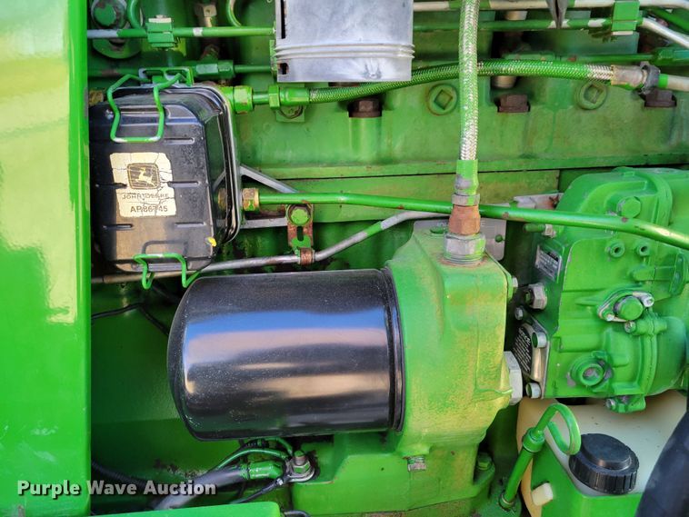 image for item DM8175 1990 John Deere 4055  tractor