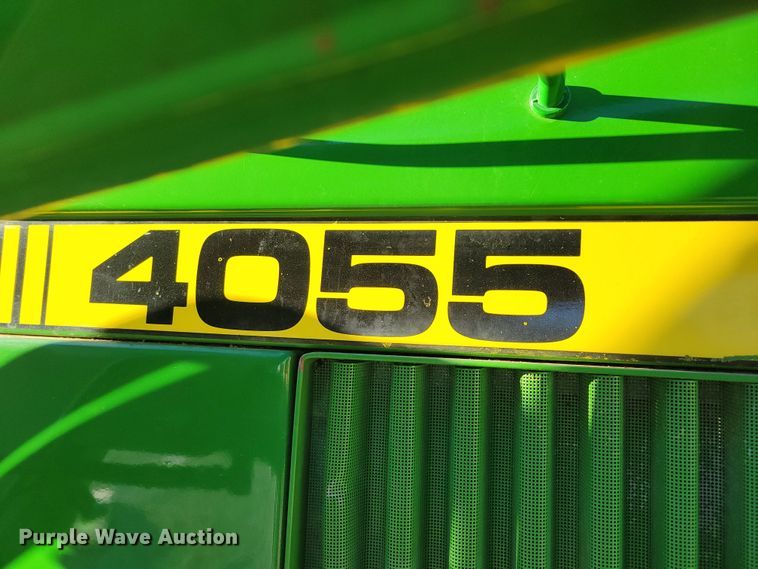image for item DM8175 1990 John Deere 4055  tractor