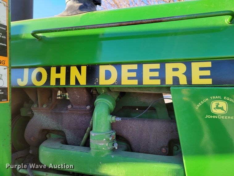 image for item DM8175 1990 John Deere 4055  tractor