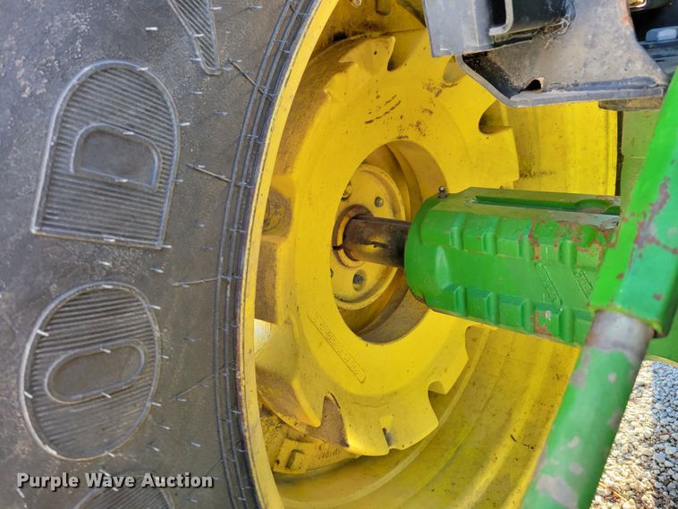 image for item DM8175 1990 John Deere 4055  tractor