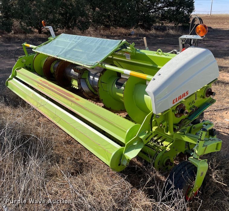 image for item DN4523 2016 Claas 380  pickup head