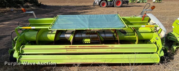 image for item DN4523 2016 Claas 380  pickup head