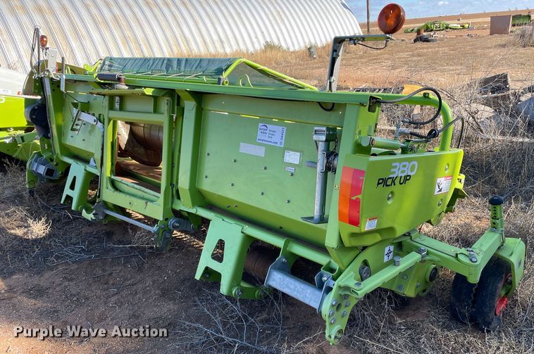 image for item DN4523 2016 Claas 380  pickup head