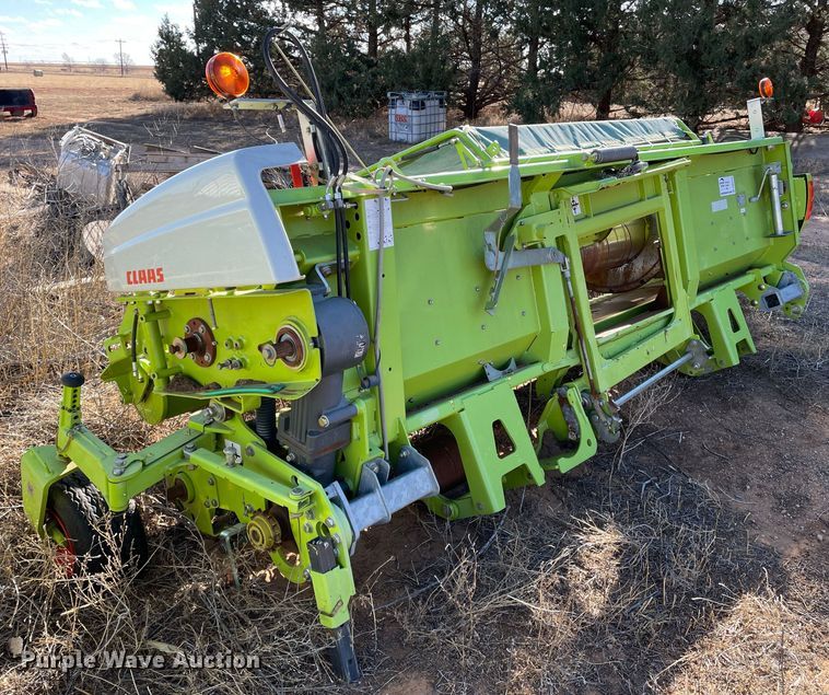 image for item DN4523 2016 Claas 380  pickup head