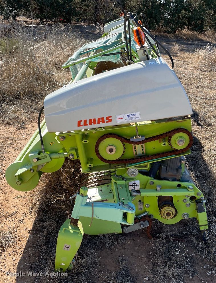 image for item DN4525 2014 Claas 380  pickup head
