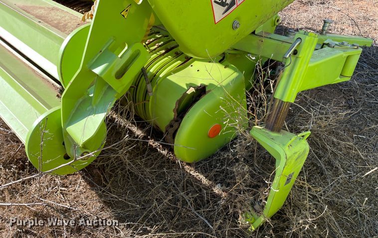 image for item DN4526 2016 Claas 380  pickup head