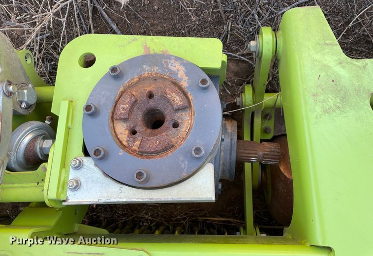 image for item DN4526 2016 Claas 380  pickup head