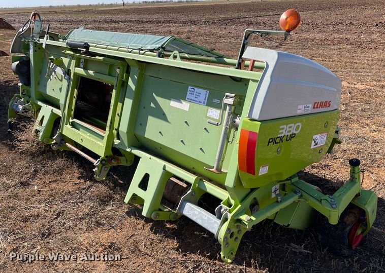 image for item DN4530 2014 Claas 380  pickup head