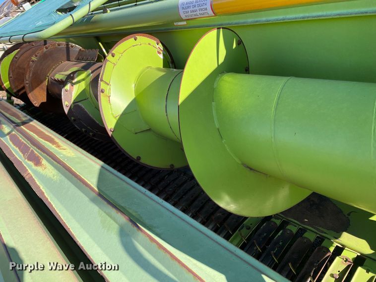 image for item DN4530 2014 Claas 380  pickup head