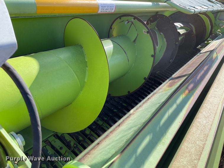 image for item DN4530 2014 Claas 380  pickup head