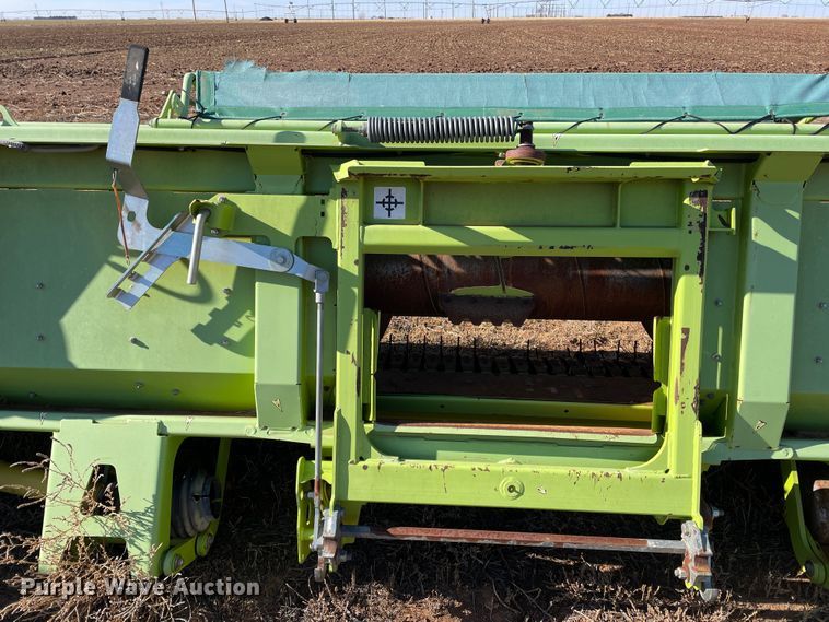 image for item DN4530 2014 Claas 380  pickup head