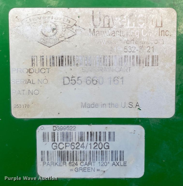 image for item DN8133 Parker 624  grain cart