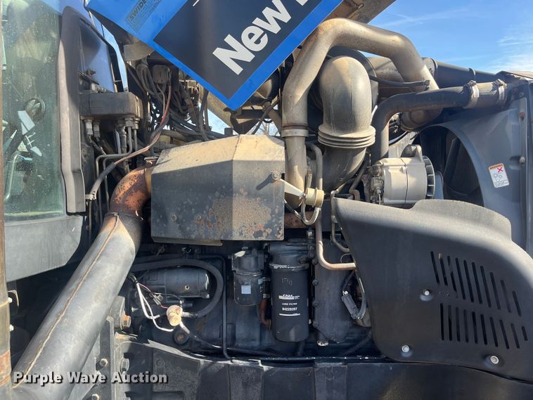 image for item DR7323 2003 New Holland TG255  MFWD tractor