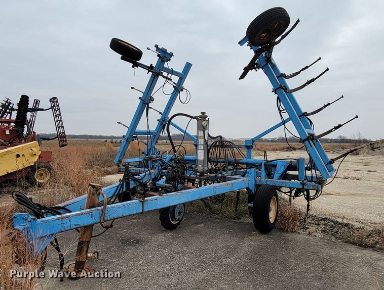 image for item HG9372 Land Runner Blue Jet  liquid fertilizer applicator
