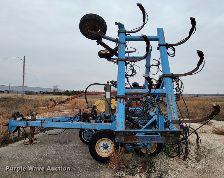 image for item HG9372 Land Runner Blue Jet  liquid fertilizer applicator