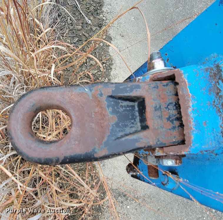 image for item HG9372 Land Runner Blue Jet  liquid fertilizer applicator