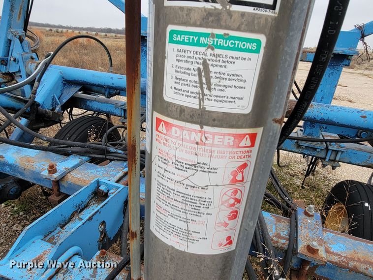 image for item HG9372 Land Runner Blue Jet  liquid fertilizer applicator