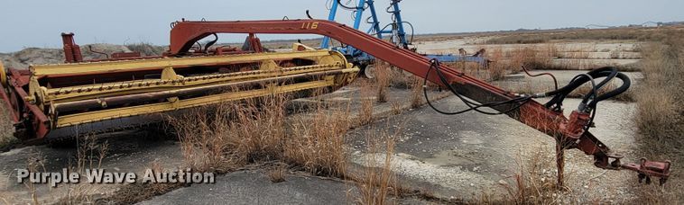 image for item HG9373 1991 New Holland 116  windrower