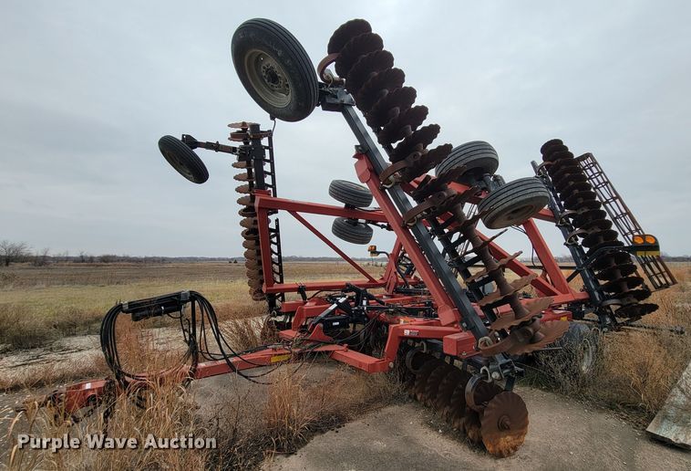 image for item HG9374 Case IH 330 Turbo  vertical tillage