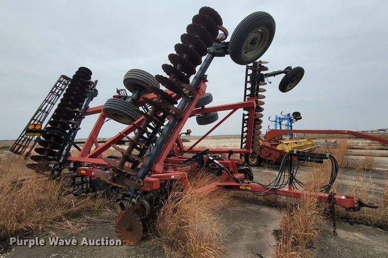 image for item HG9374 Case IH 330 Turbo  vertical tillage