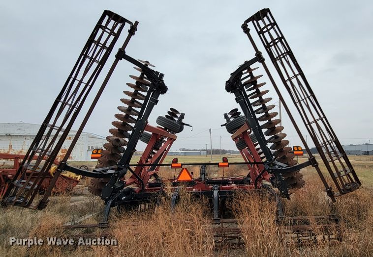 image for item HG9374 Case IH 330 Turbo  vertical tillage