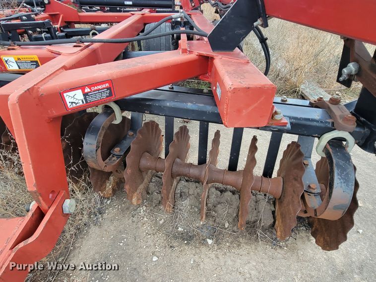image for item HG9374 Case IH 330 Turbo  vertical tillage