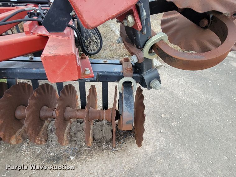 image for item HG9374 Case IH 330 Turbo  vertical tillage