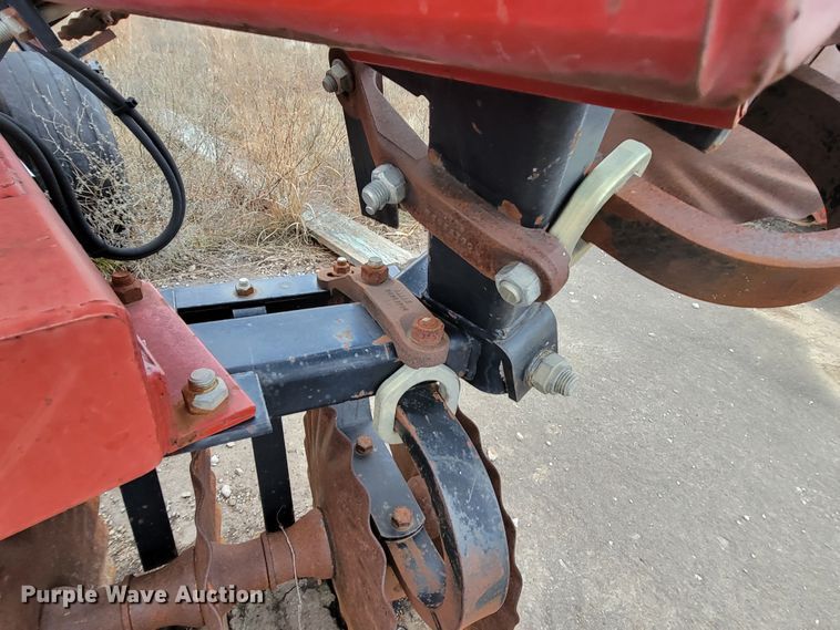 image for item HG9374 Case IH 330 Turbo  vertical tillage