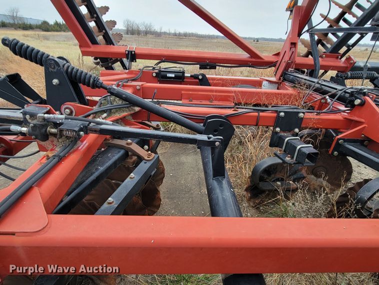 image for item HG9374 Case IH 330 Turbo  vertical tillage