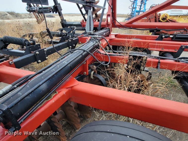 image for item HG9374 Case IH 330 Turbo  vertical tillage