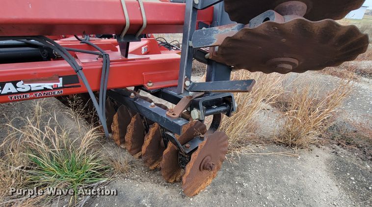 image for item HG9374 Case IH 330 Turbo  vertical tillage