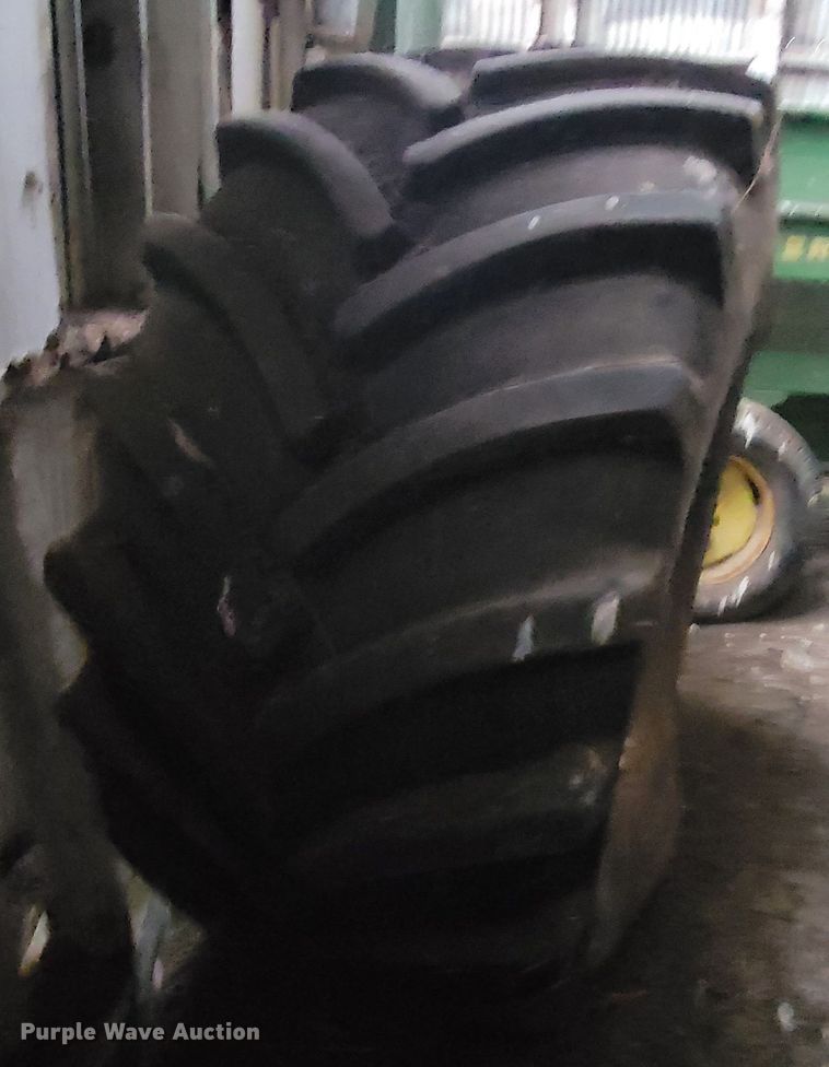 image for item HG9375 Goodyear  900/60R32 tire