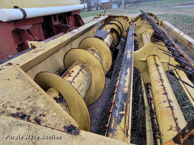 image for item HG9377 New Holland 1112  windrower