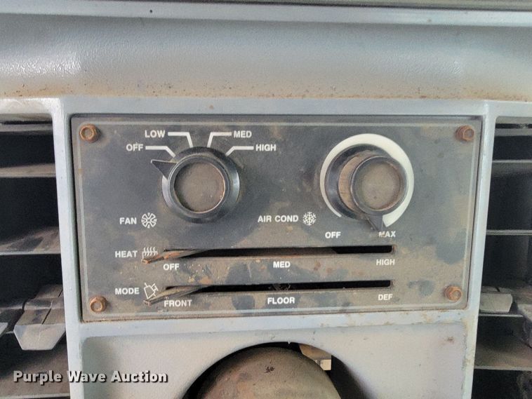 image for item HG9379 1996 Case IH 9370 Steiger  4WD tractor